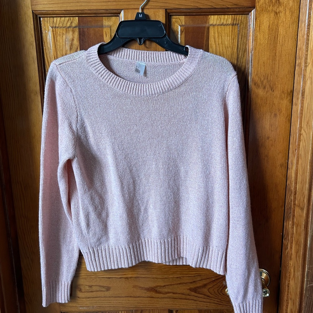 H&M Soft Pink Crew Neck Sweater